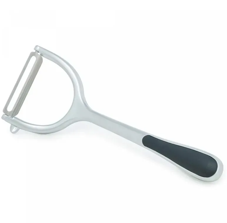 DESCASCADOR DE LEGUMES EM LIGA DE ZINCO COM CABO ANTIDERRAPANTE CHEF PRO 18CM - WOLFF