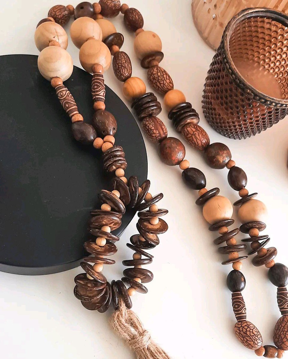 Colar de Mesa Madeira e Semente Artesanal