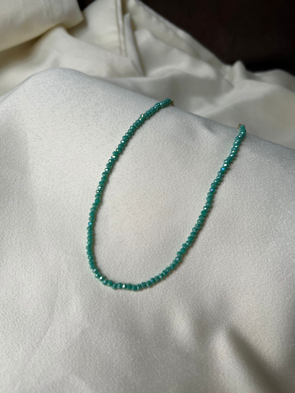 Colar Cristalzinho - Chocker Cristalzinho em Degrade  Colorido - Banhado em ouro 18K