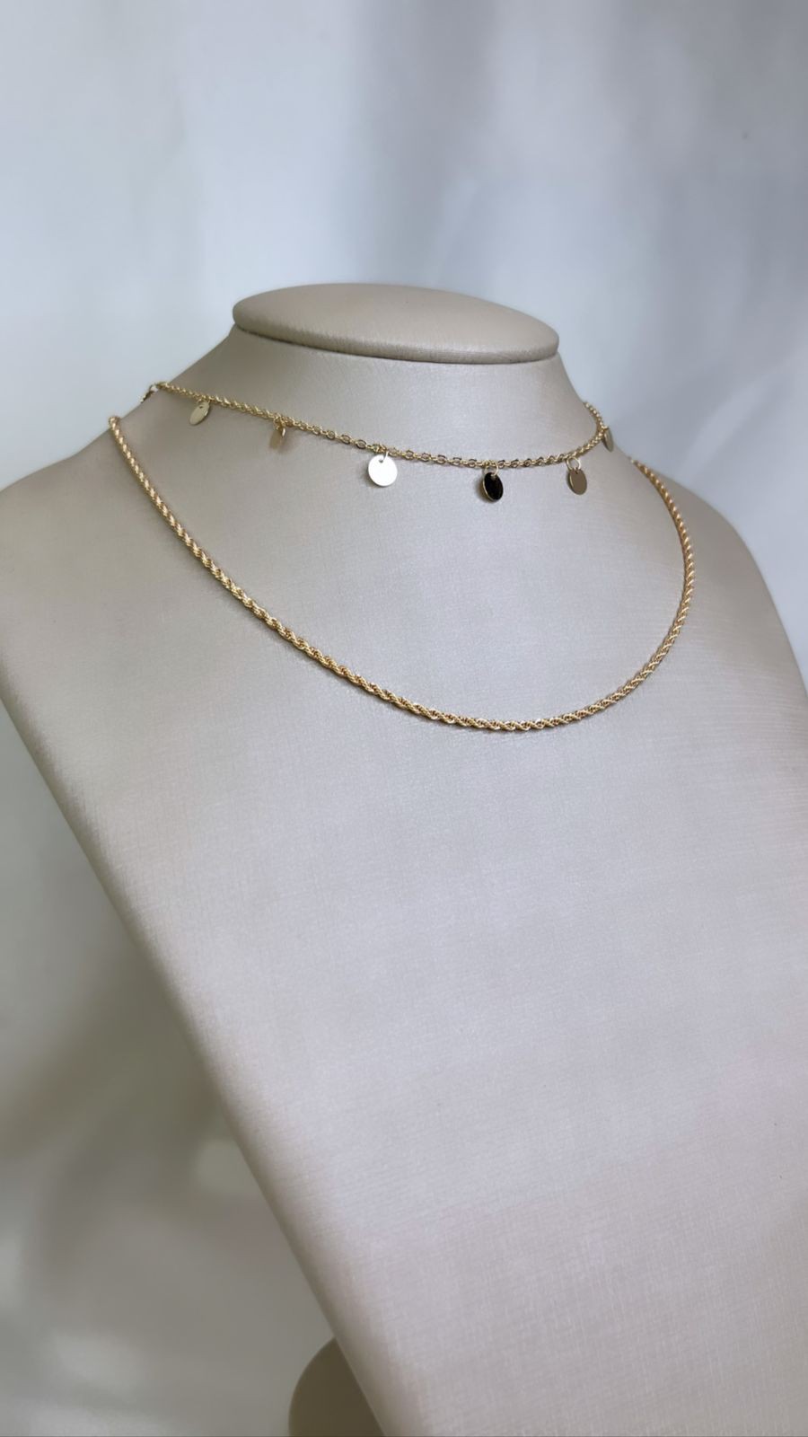Colar/ Chocker gargantilha Corrente Cabo de Aço/ Baiano Fina Regulável - Semijoia Banhada Ouro 18 K