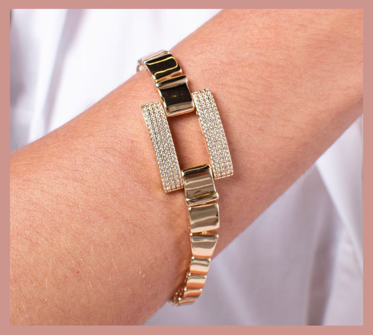 Conjunto De Colar/ Gargantilha + Pulseira Liso com Detalhe Cravejado - Semijoia de Luxo Banhada a Ouro 18 K