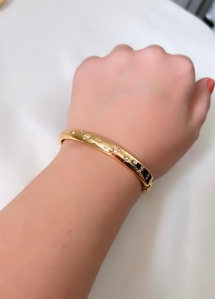 Bracelete/ Pulseira Liso/Trabalhado - Semijoia Delicada Banhada a Ouro 18K