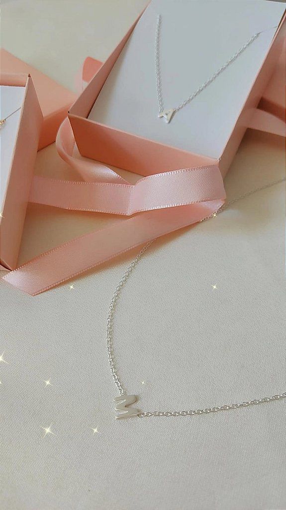 Colar Com Letra/ Inicial Personalizado - Semijoia Banhada em Ouro 18K ou no Banho Prata
