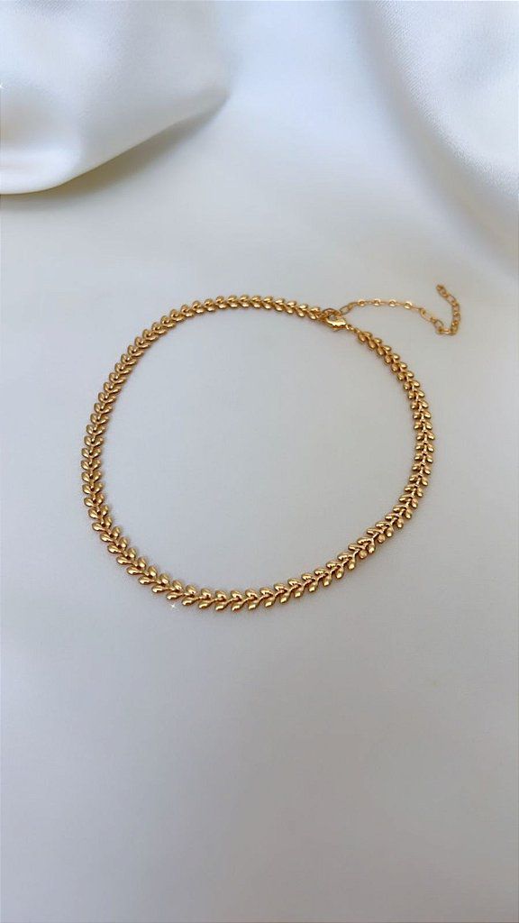Colar Chocker Folha Escamas Semijoia Banhada a Ouro 18K