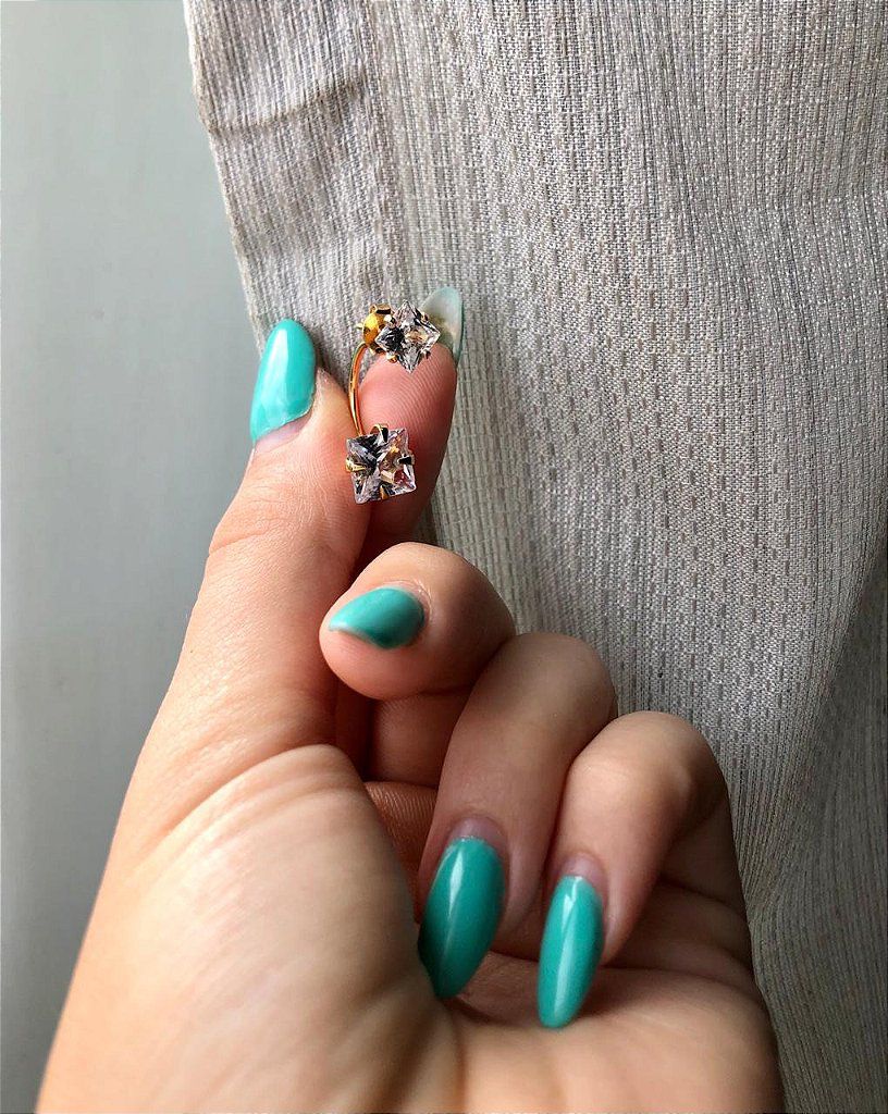 Brinco Zirconia - Encaixe 2 em 1 Cravejado- Banho de ouro 18K