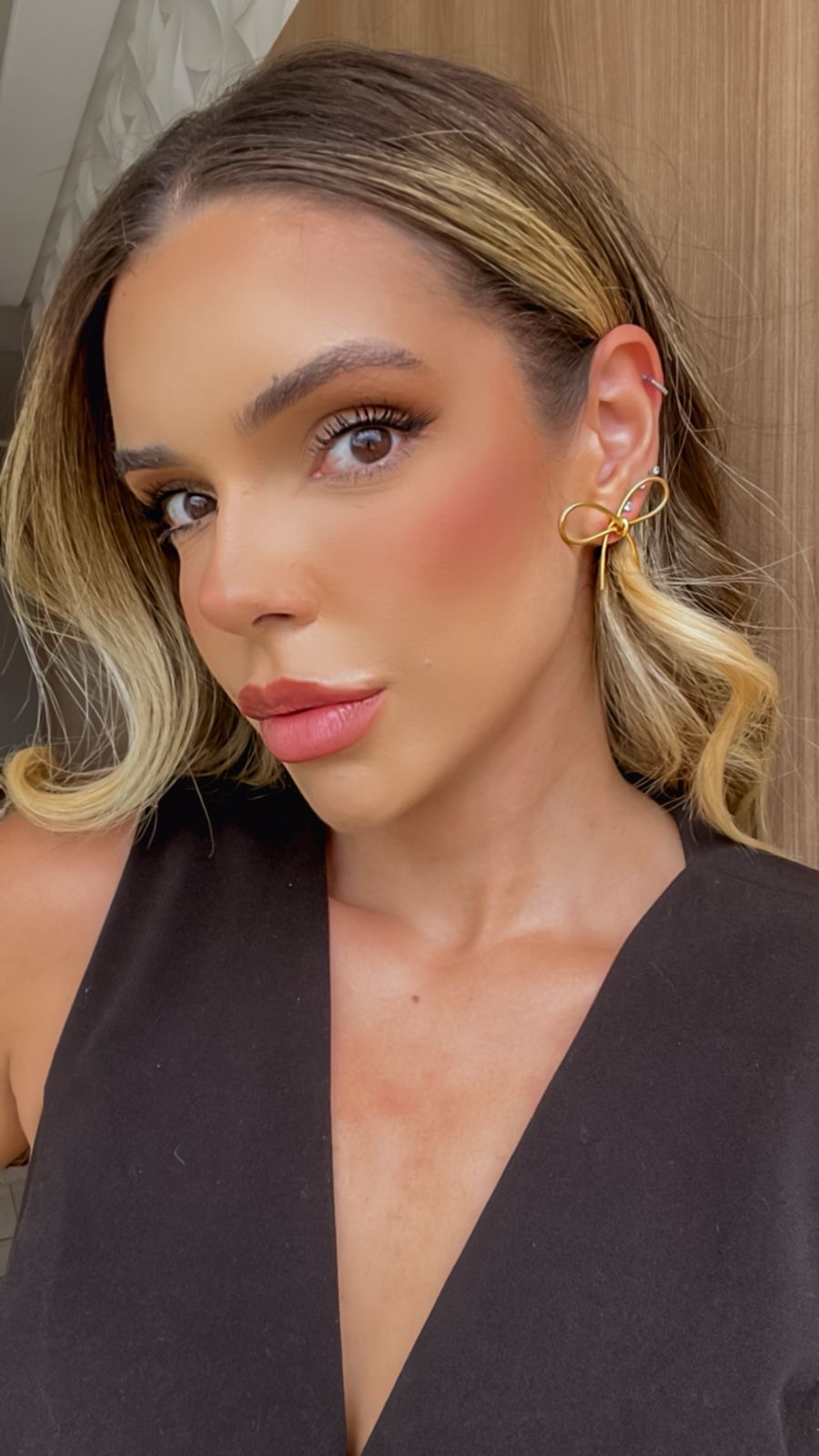 Conjunto Laço de Fio Vazado Minimalista-  Semijoia Banhada a Ouro18k
