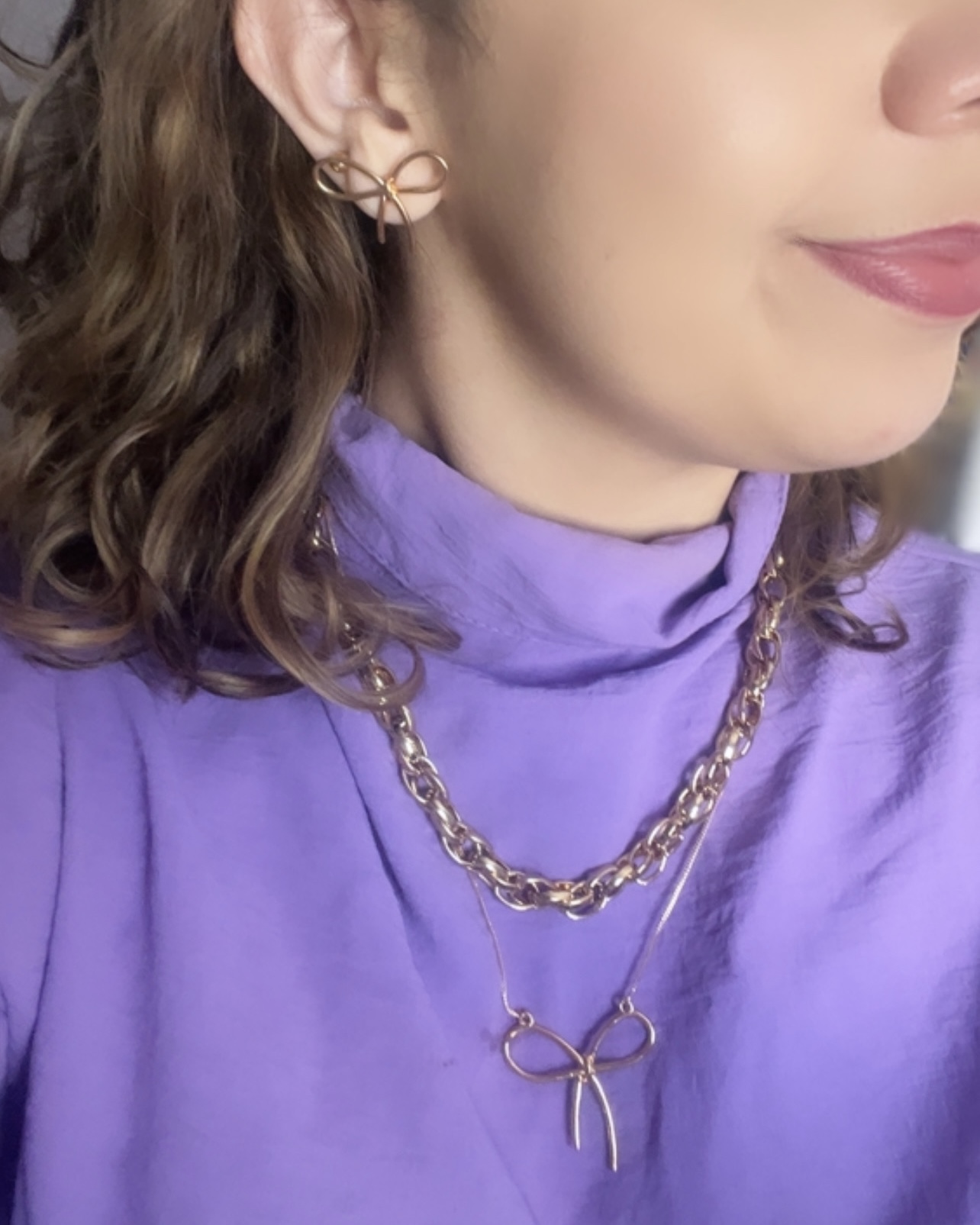 Conjunto Laço de Fio Vazado Minimalista-  Semijoia Banhada a Ouro18k