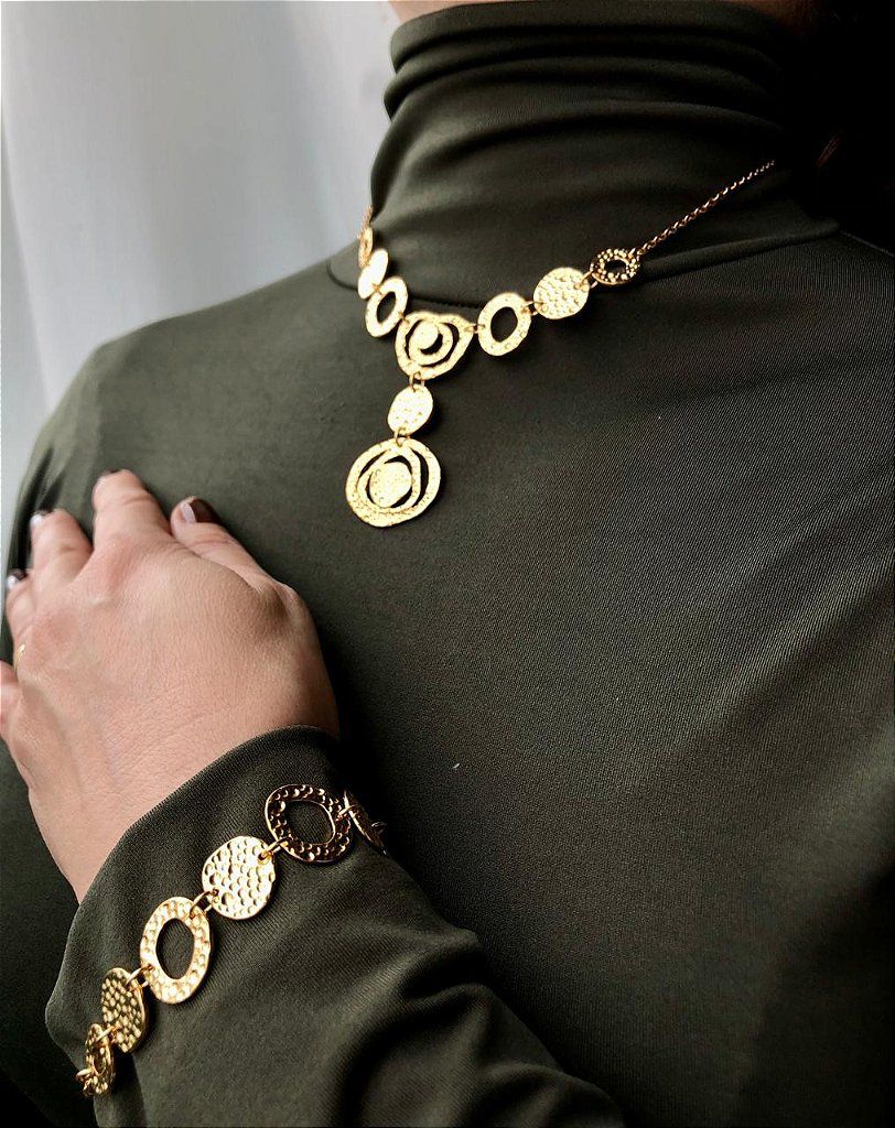 Conjunto Circulos Vazados Martelados - Brinco, Colar e Pulseira - Semijoia Banhada Ouro 18K