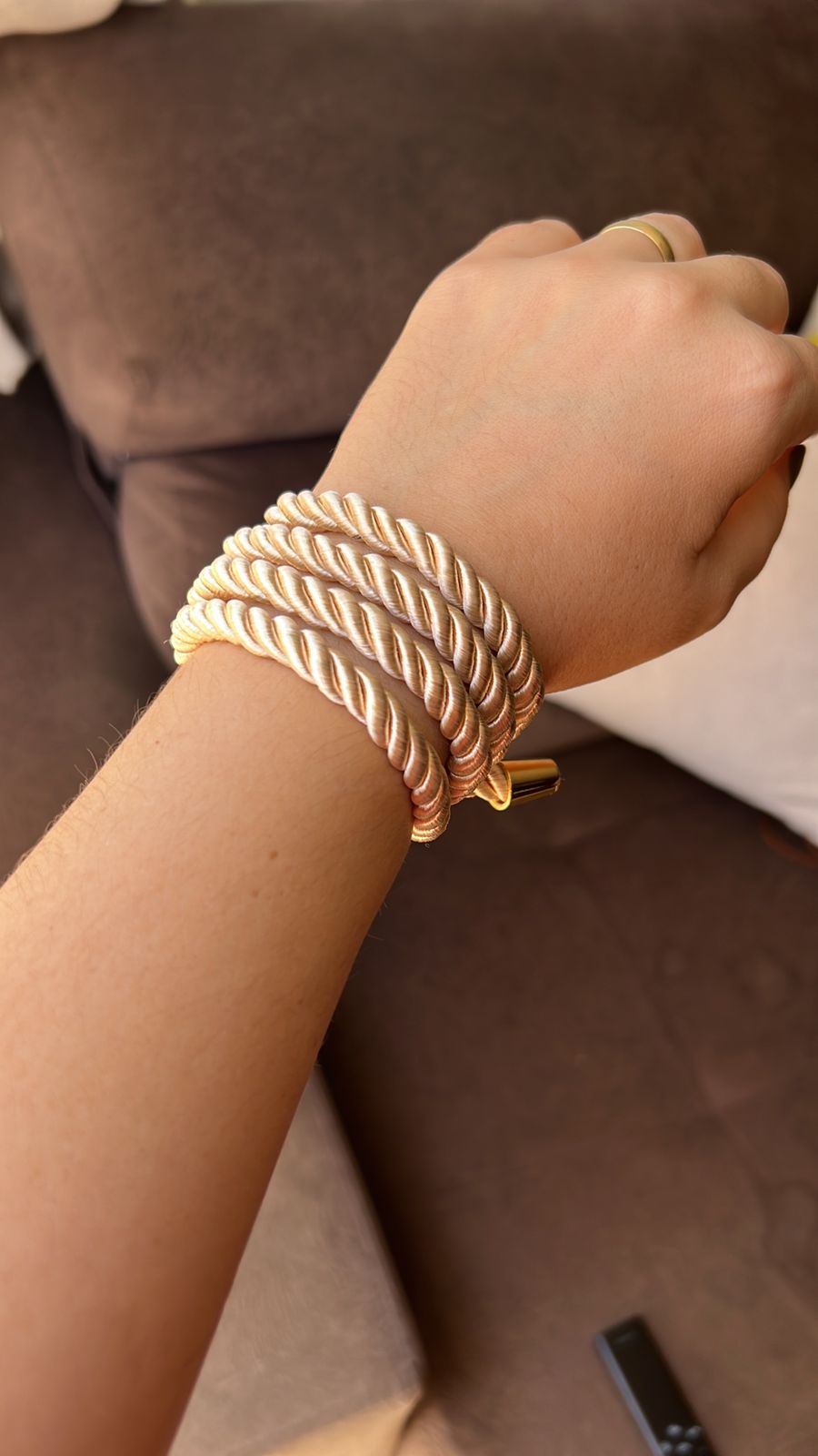 Pulseira Gisele Cordão Grosso Marfim ou Marrom - Semijóia Banhada Ouro 18K