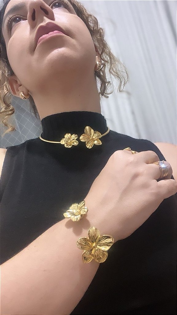Bracelete de Flores/FLOR Flor Trabalhado - Semijoia Banhada a Ouro 18K