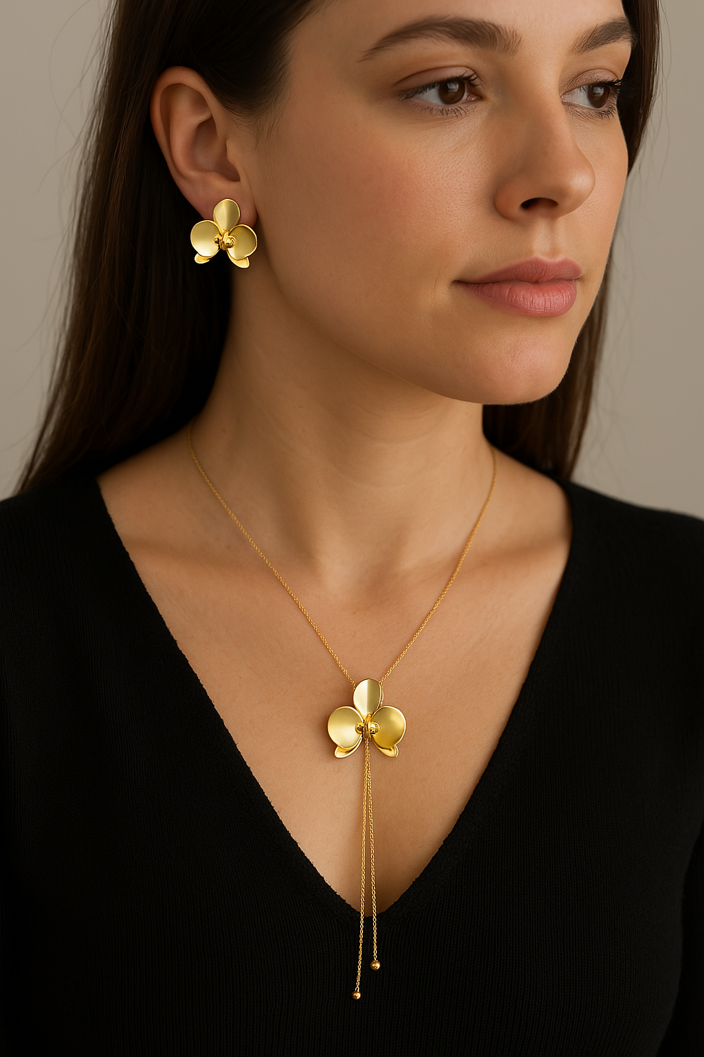 Conjunto Orquidea Liso - Colar Gravatinha Mais Brinco- Semijoia Banhada em Prata 925 ou Ouro 18K