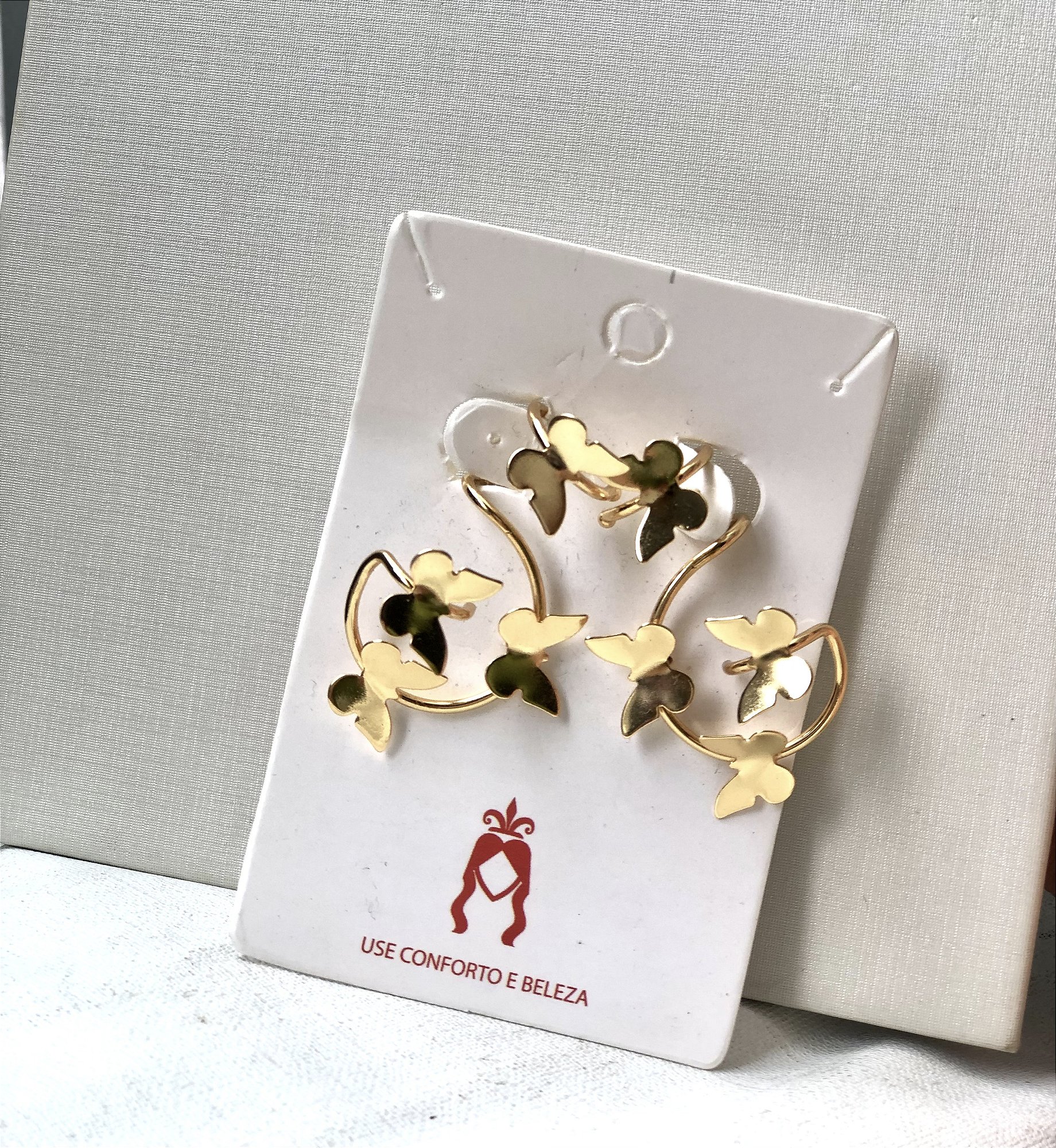 Ear Cuff Borboletas Anatômico Despojado e Elegante -  Semijóia Banho Prata ou Ouro 18K
