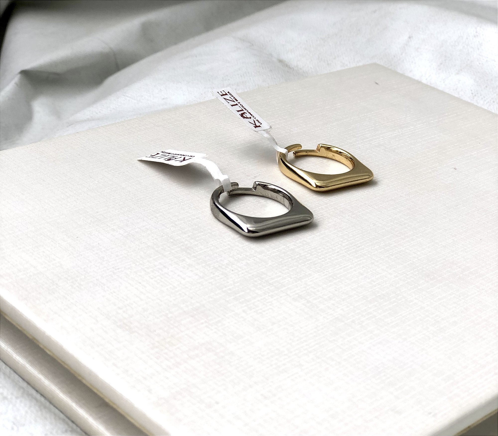 Anel Quadrado Fino Liso Ajustável Duo - Semijoia Banhada Ouro 18K  ou Ródio