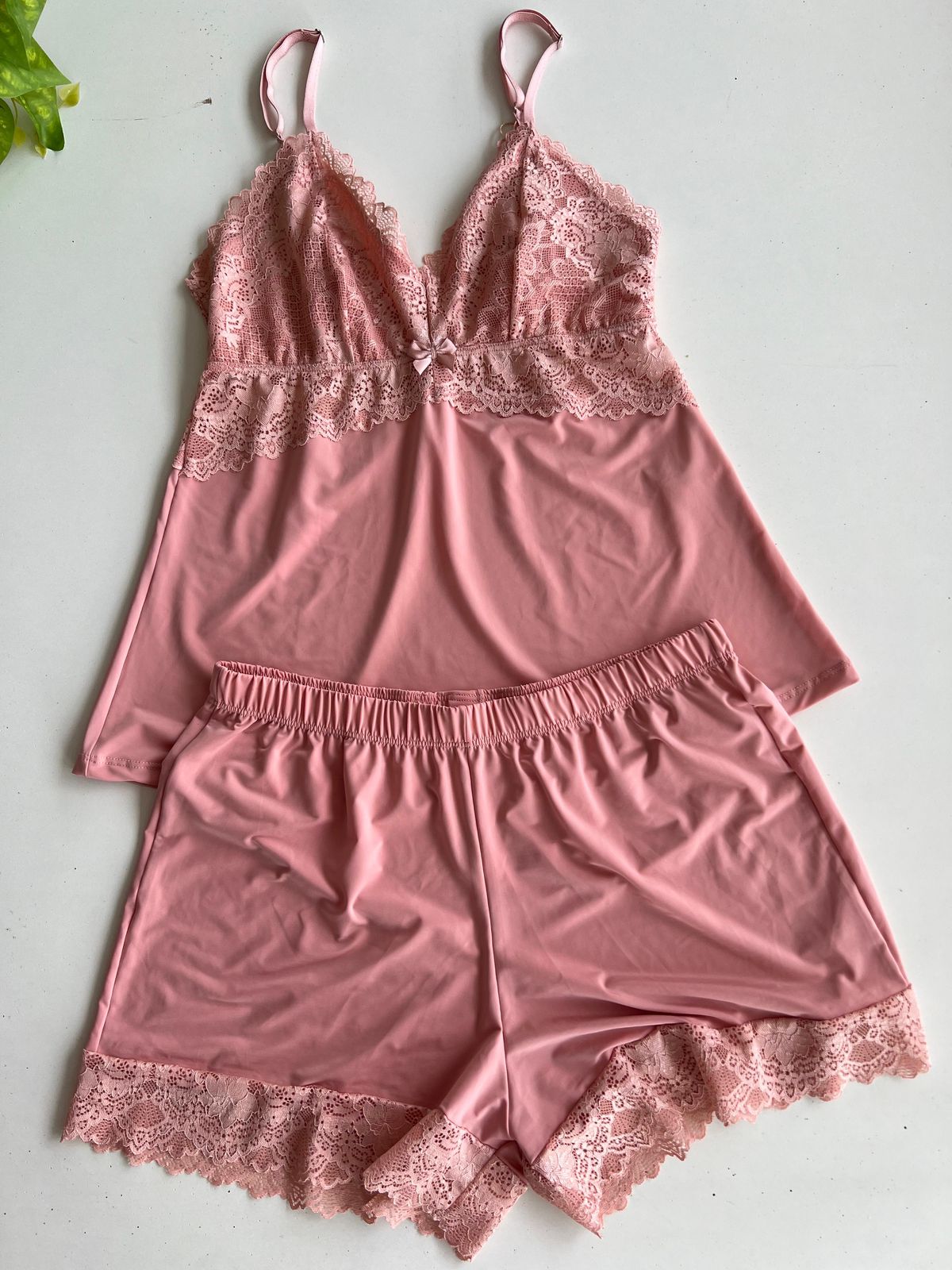 Pijama Short Doll Petala - Sofisticação, Delicadeza, Conforto e Sensualidade em Malha Fria