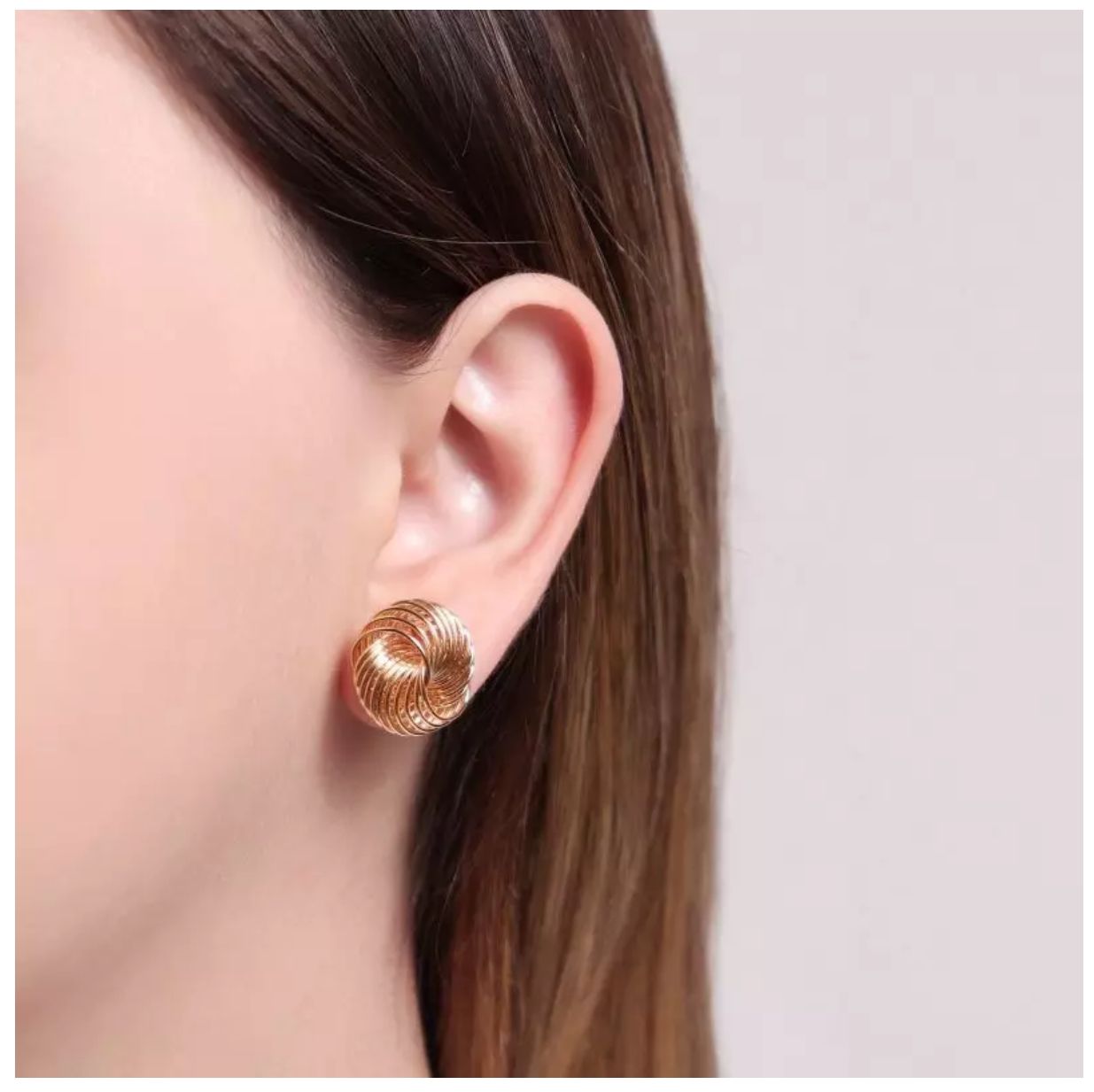 Brinco Espiral de Fios Entrelaçado Delicado - Semijoia Banhada a Ouro 18K