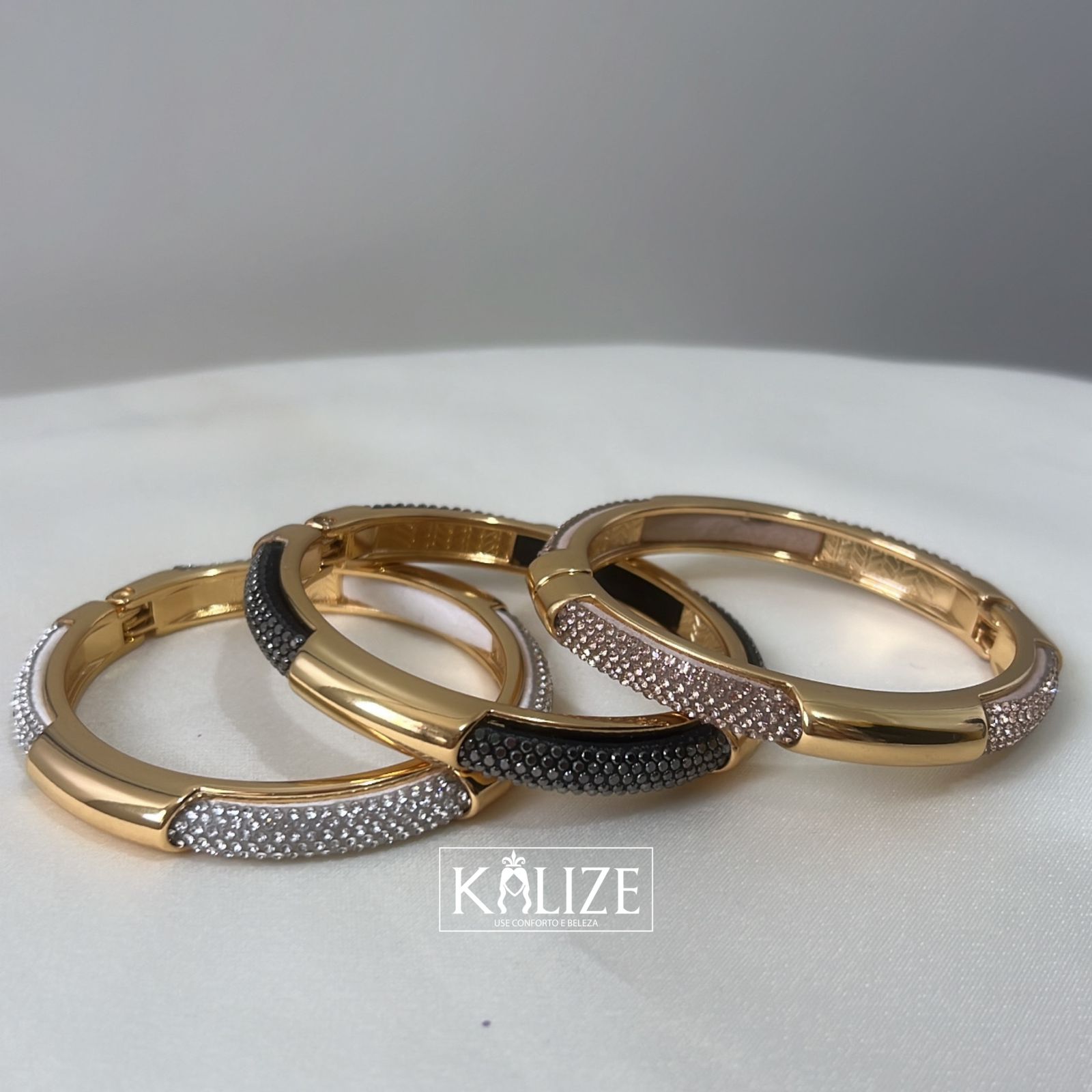 Bracelete Glamour- Brilho Sem Fim - Semijoia Banhada a Ouro 18K