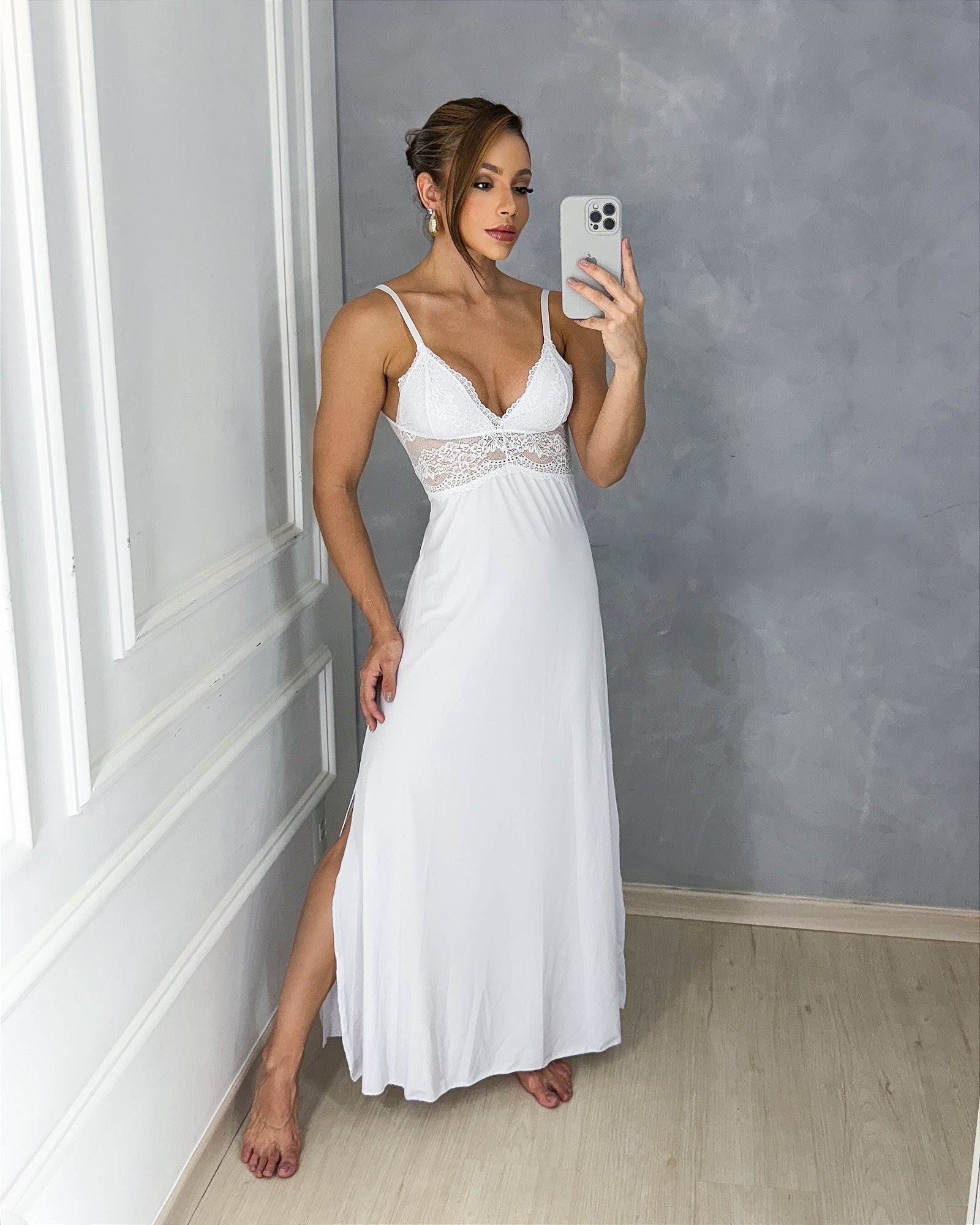 Camisola Longa Seduction - Malha Fria com Renda e Fendas Laterais