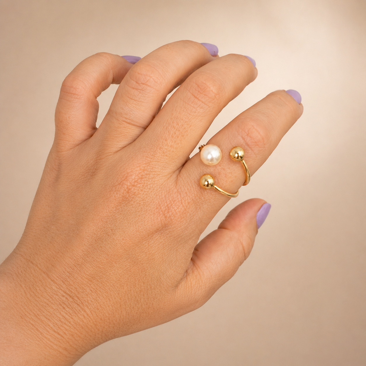 Anel Pérola Equilíbrio Ajustavel – Bolas e Perolas - Semijoia Banhada em Ouro 18K