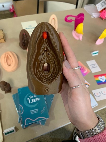 Vulva grande
