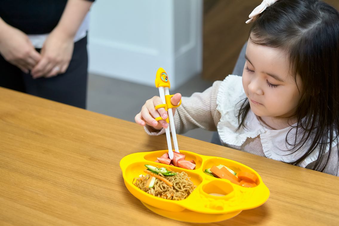 Hashi Infantil Para Treinamento Kids Porquinha Rosa - Marcus & Marcus
