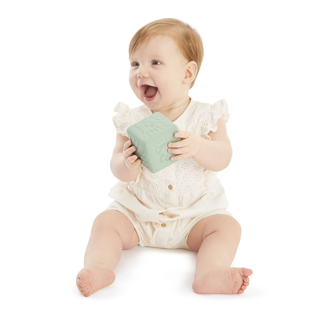Cubo Sensorial Sophie la Girafe em Borracha 100% Natural – Estimulação Tátil e Motora