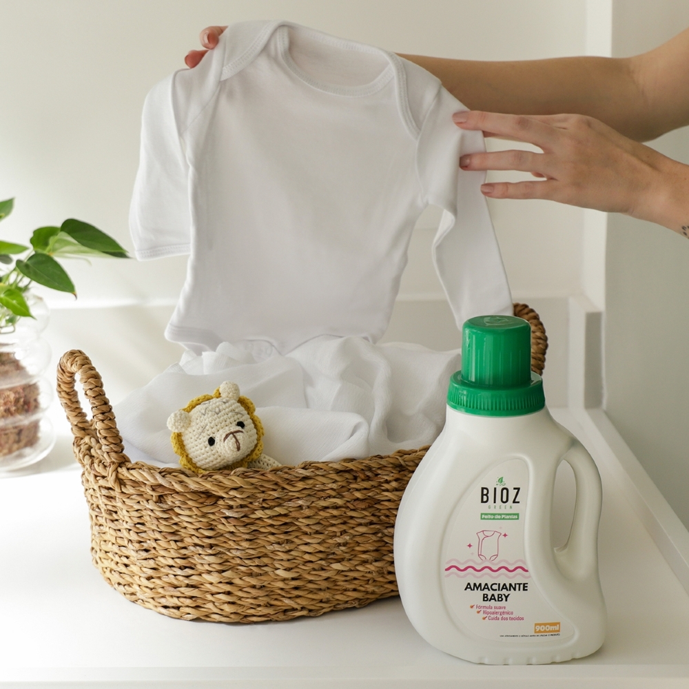 Amaciante para Roupa de Bebê Natural e Hipoalergênico 900ml - Bioz Green
