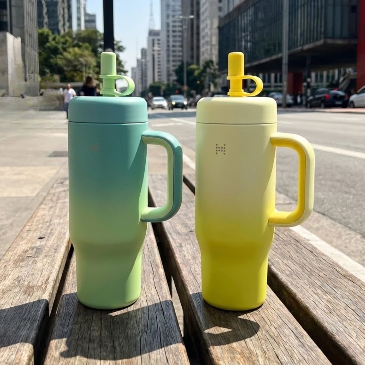 Garrafa Térmica com Canudo e Alça Sunshine 650ml - Marcus & Marcus