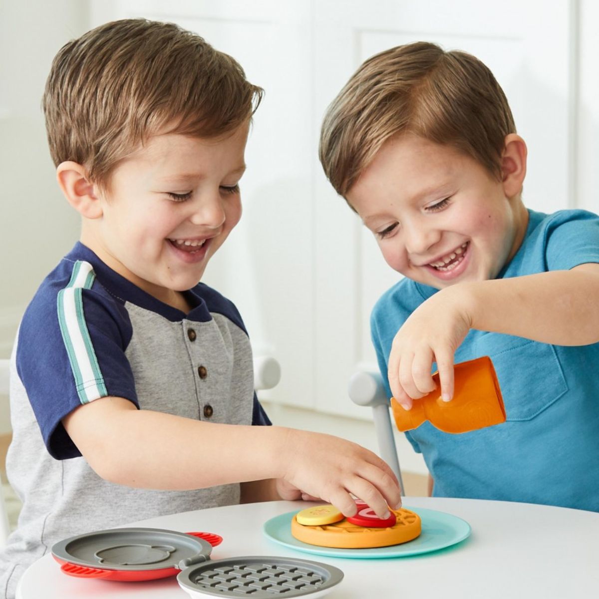 Brinquedo Infantil Máquina de Waffle Interativa Skip Hop ZOO® – Waffle-Y Fun Set (8 Peças)