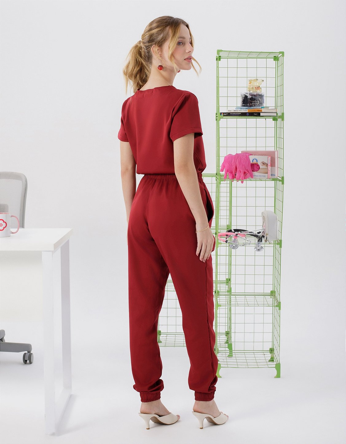 Scrub Feminino Gérbera Vinho — foto 3