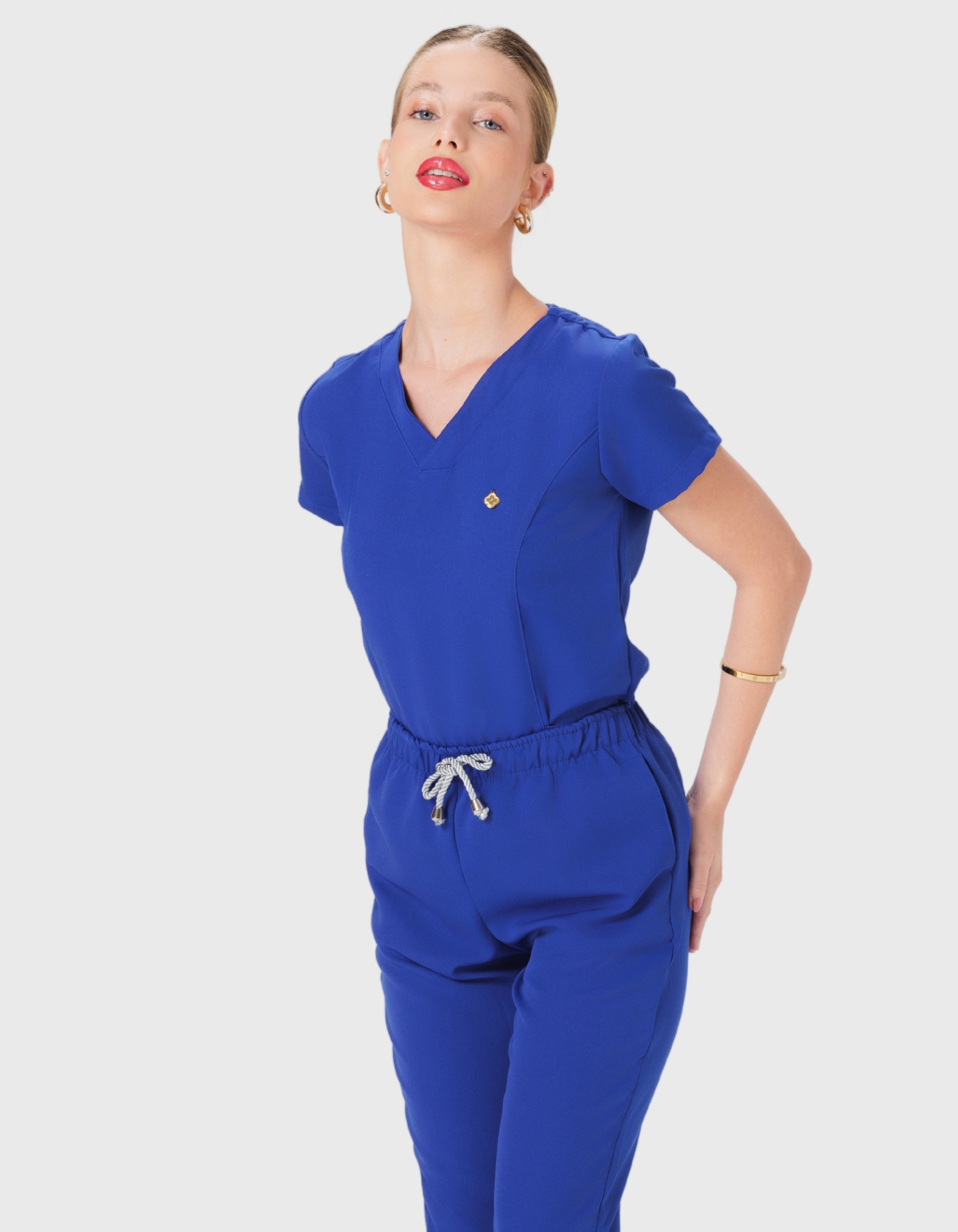 Scrub Feminino Gérbera Azul Royal — foto 1