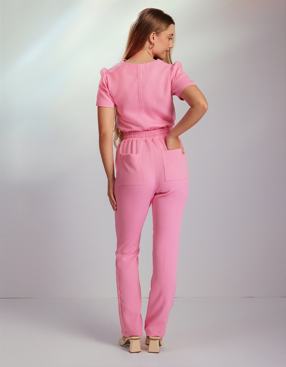 Scrub Feminino Lily Rosa Claro — foto 5
