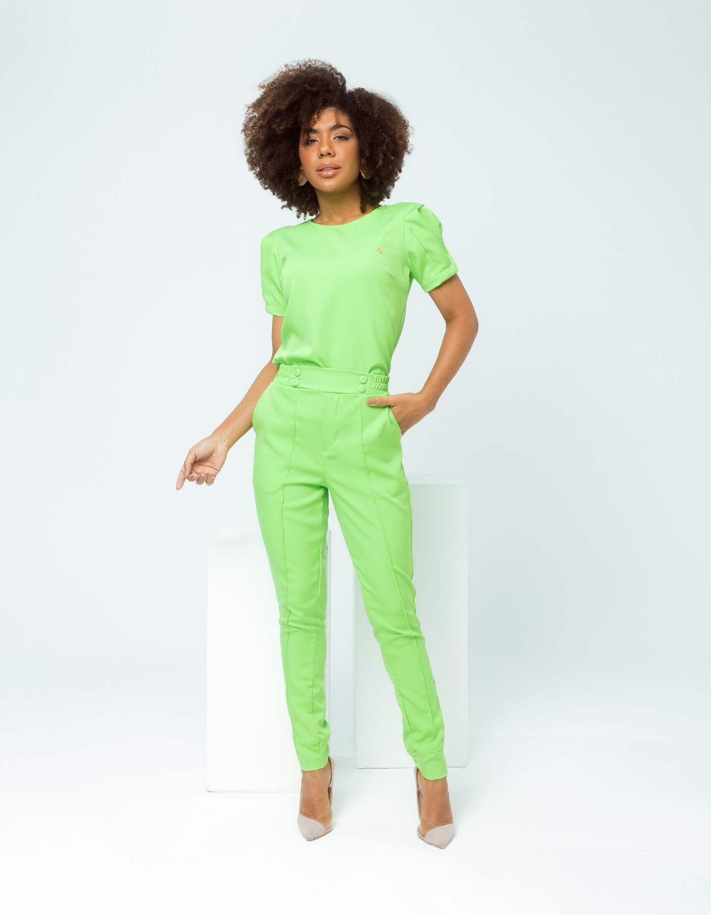 Scrub Feminino Selena Verde Limão — foto 6