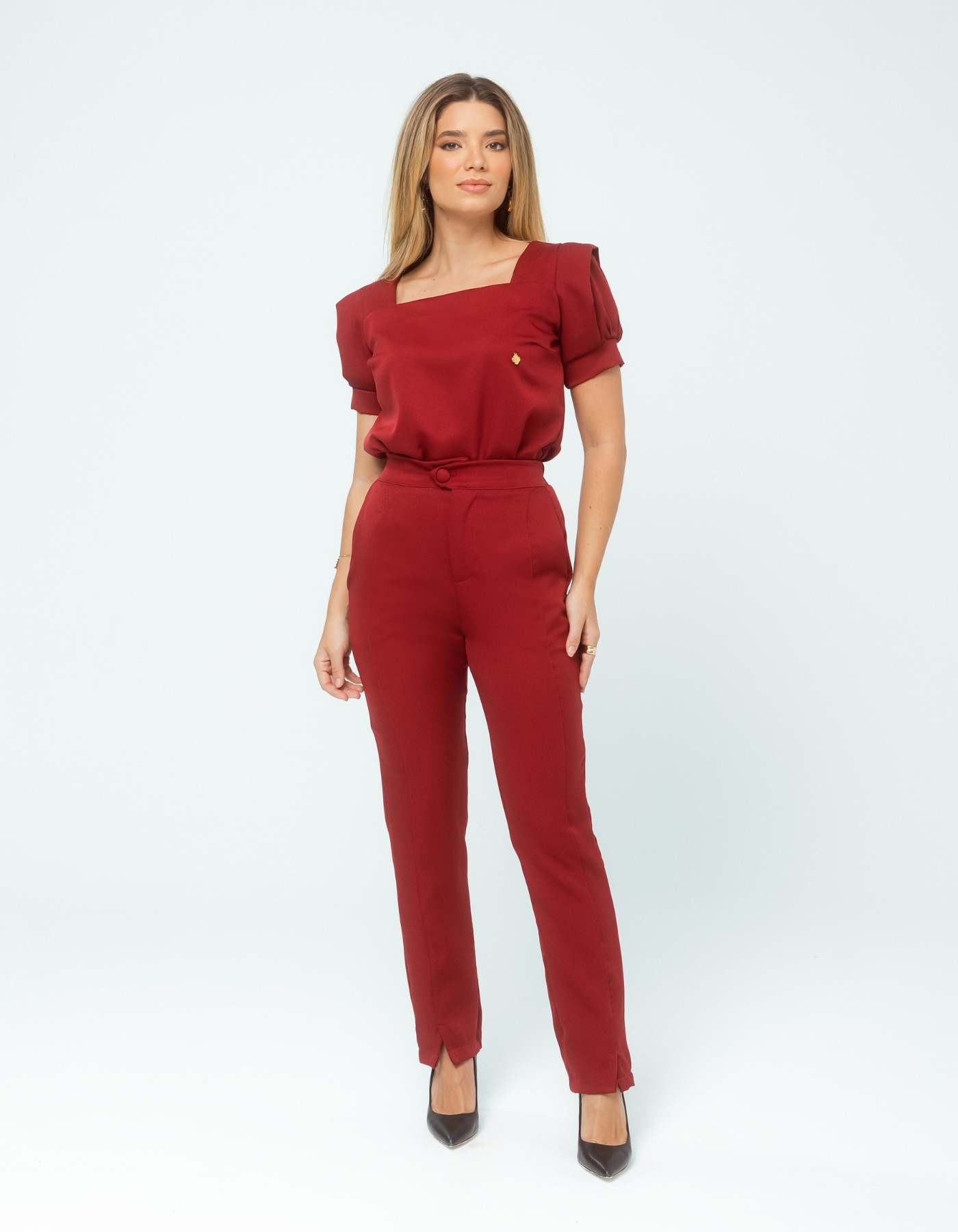 Scrub Feminino Sarah Bordô — foto 7