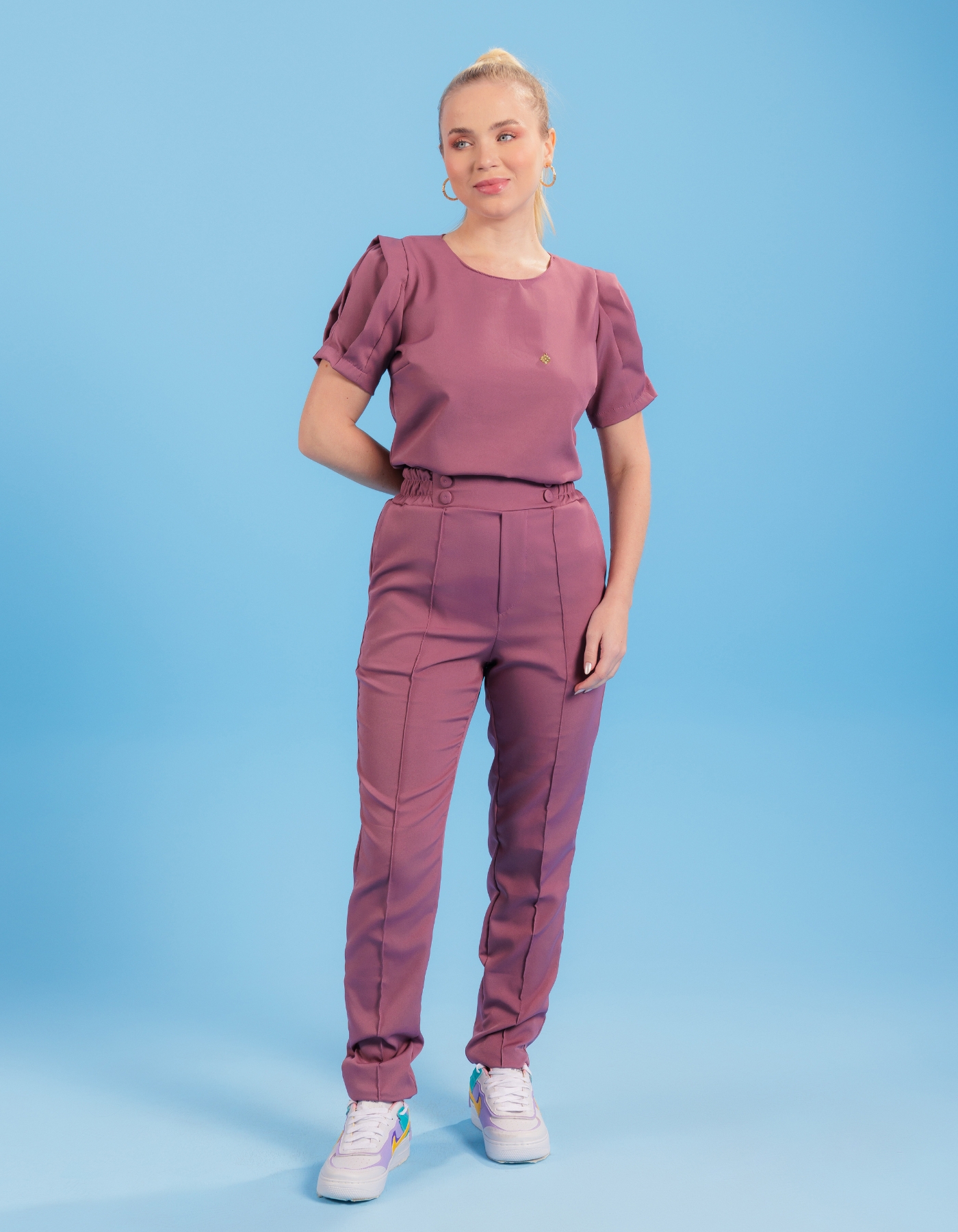 Scrub Feminino Selena Lilás Mulberry — foto 6