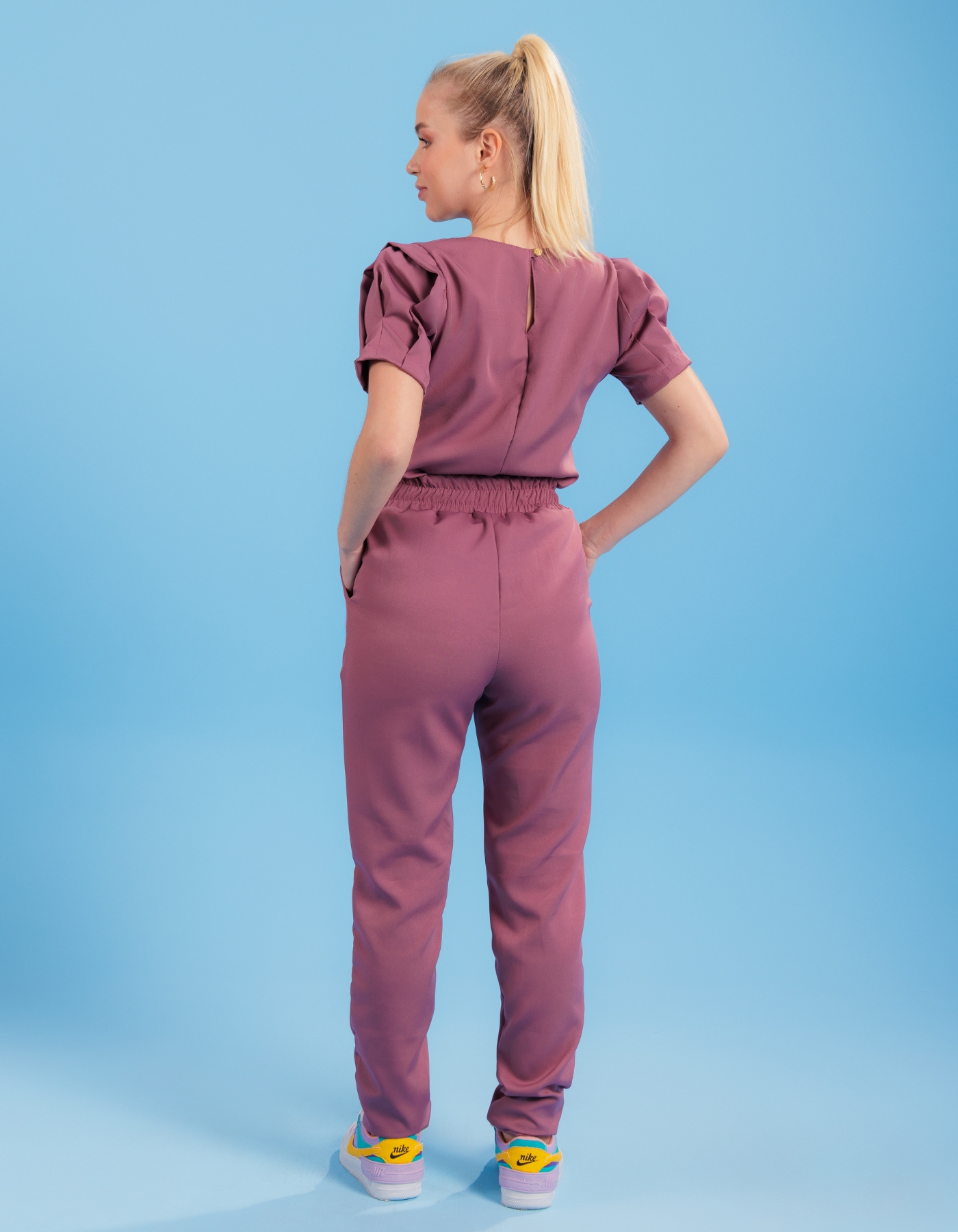 Scrub Feminino Selena Lilás Mulberry — foto 4