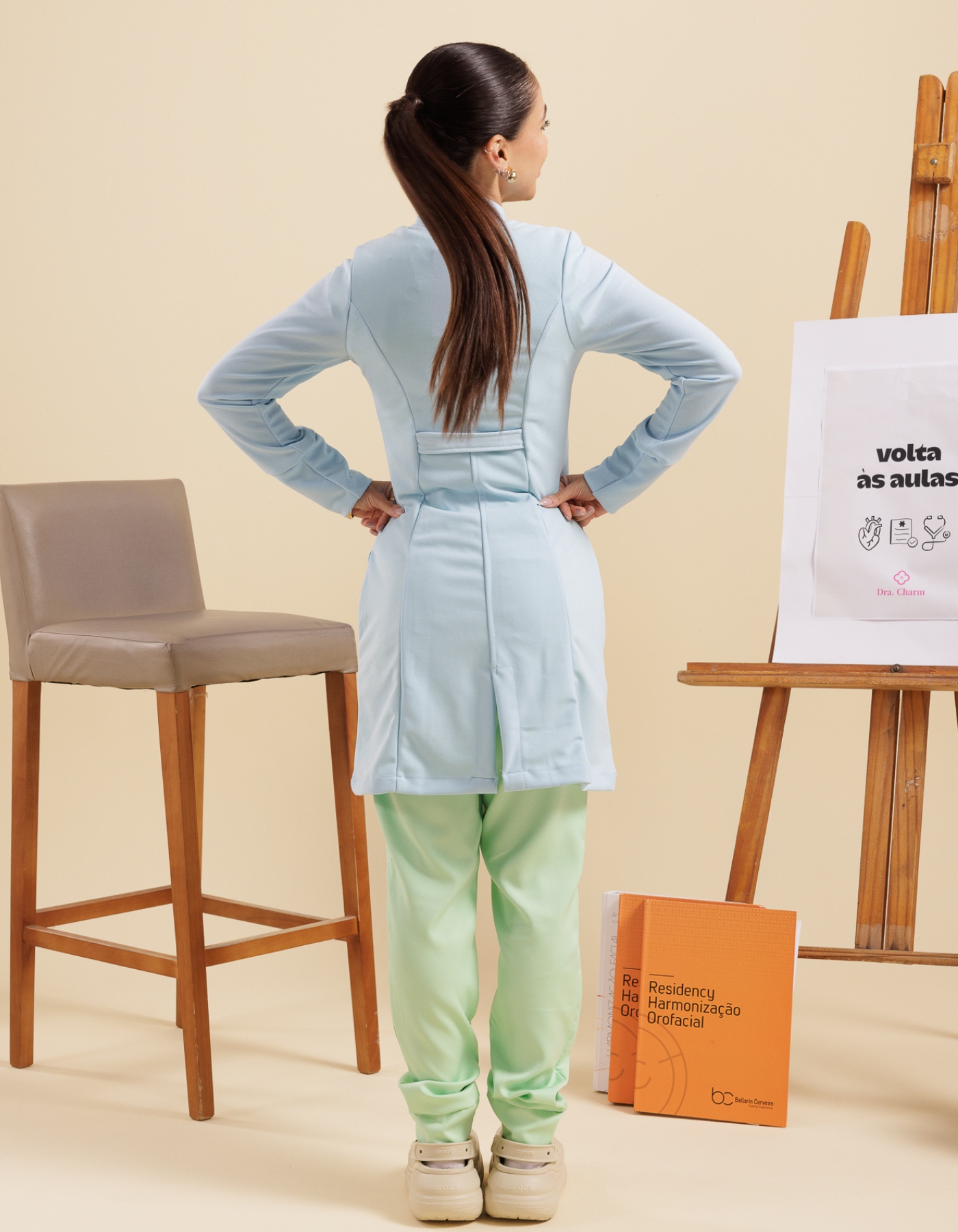 Jaleco Feminino Ava Azul Claro — foto 4
