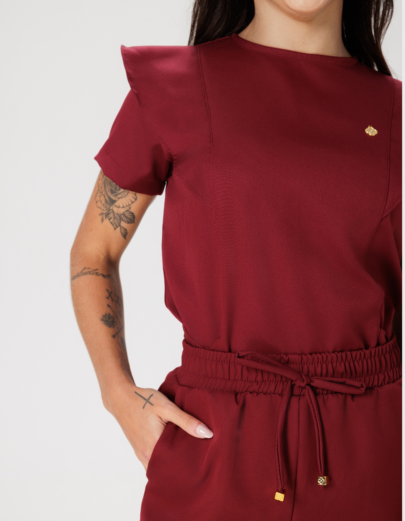 Scrub Feminino Laila Vinho — foto 2