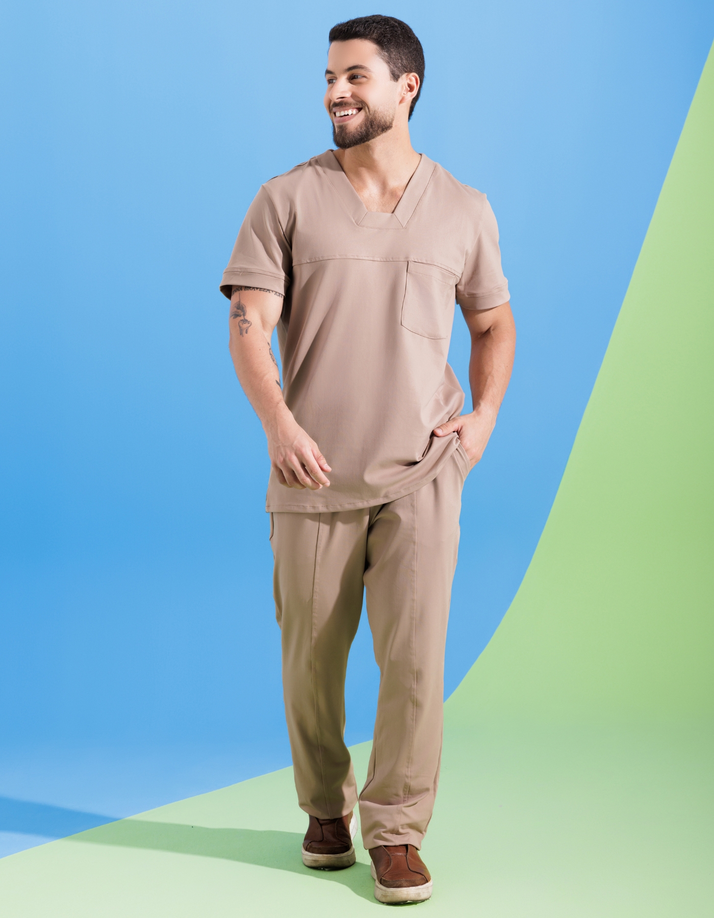 Scrub Masculino Action Avelã — foto 5