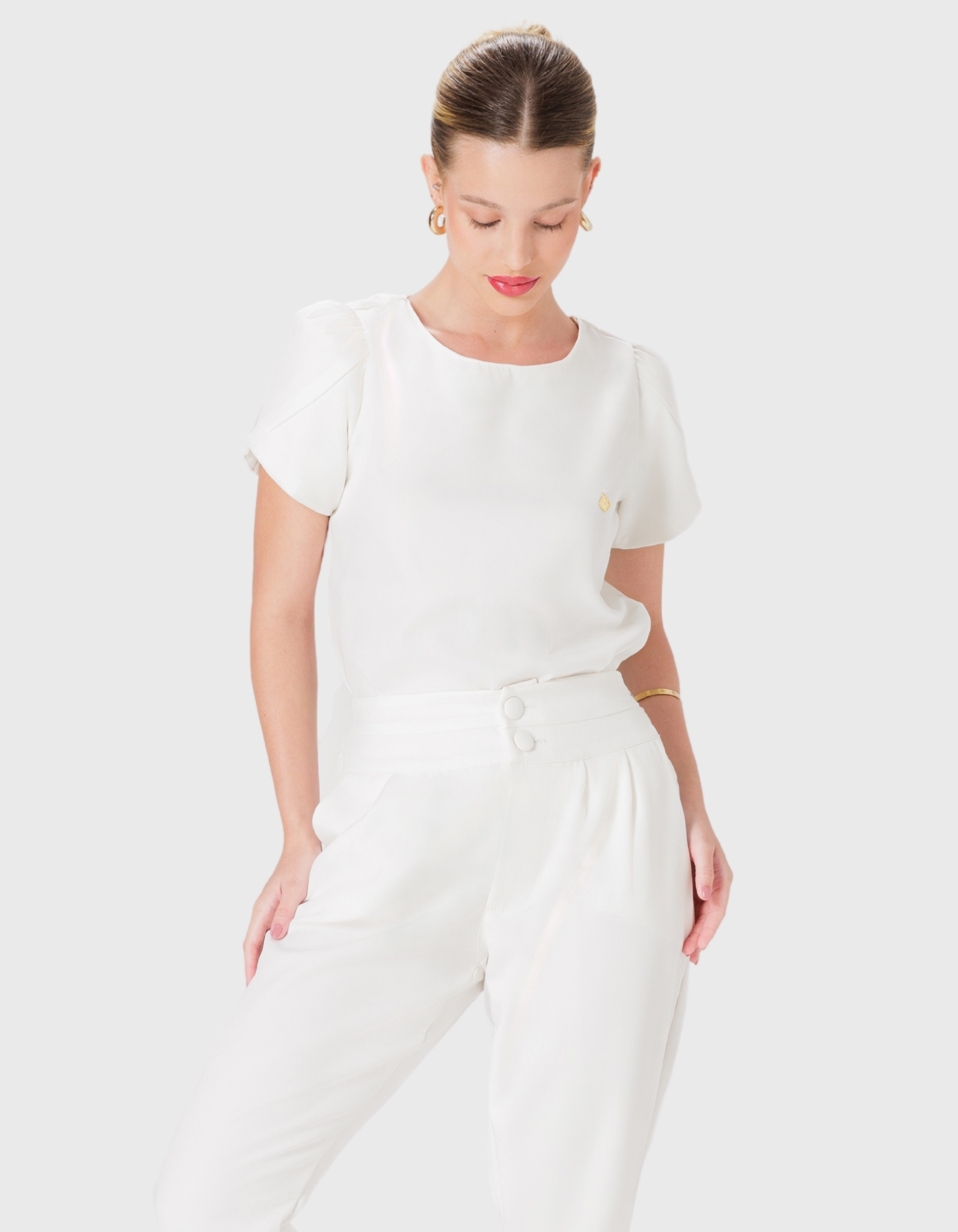 Scrub Feminino New Gisele Branco Off — foto 1