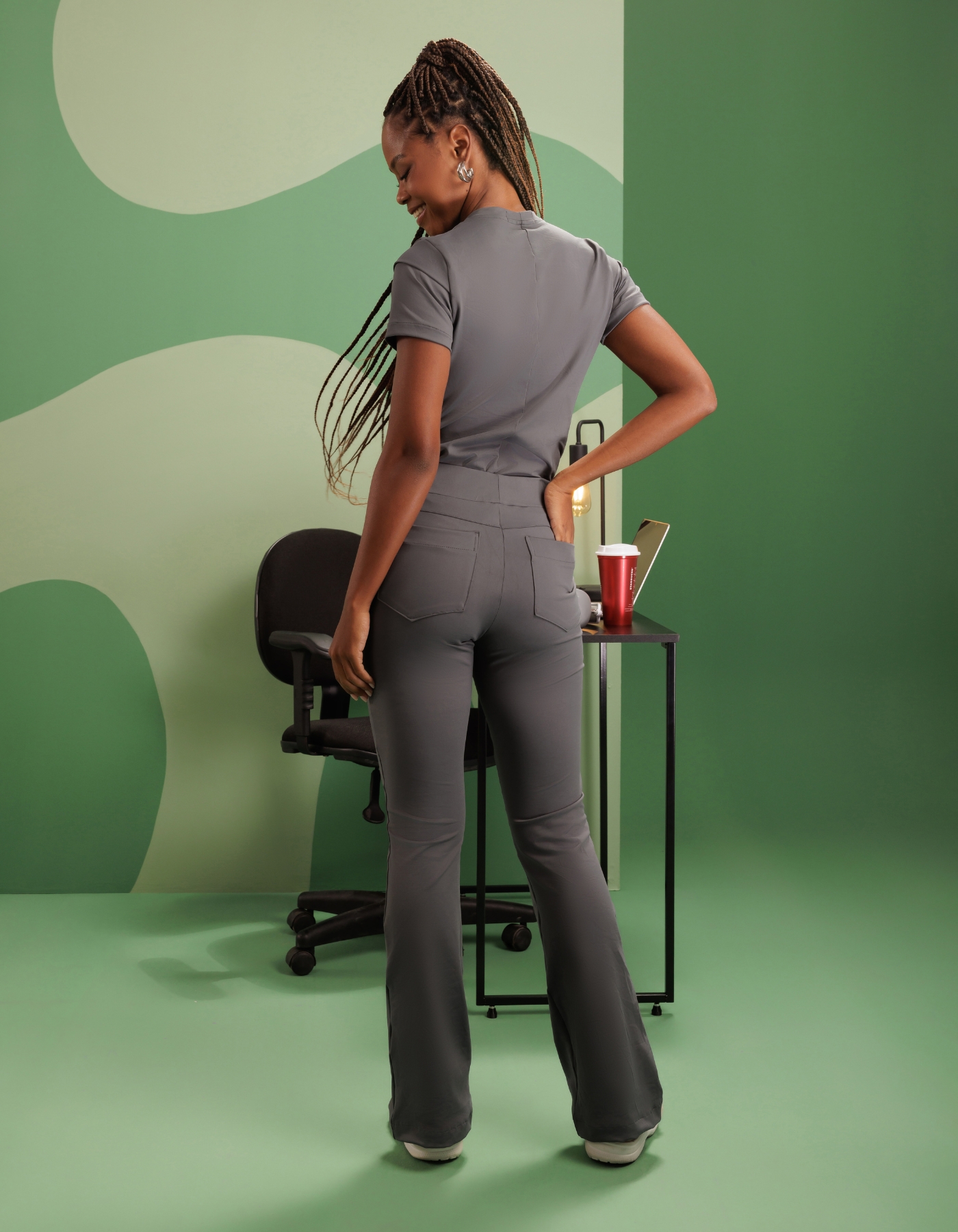 Scrub Feminino Maya Cinza Dark — foto 5