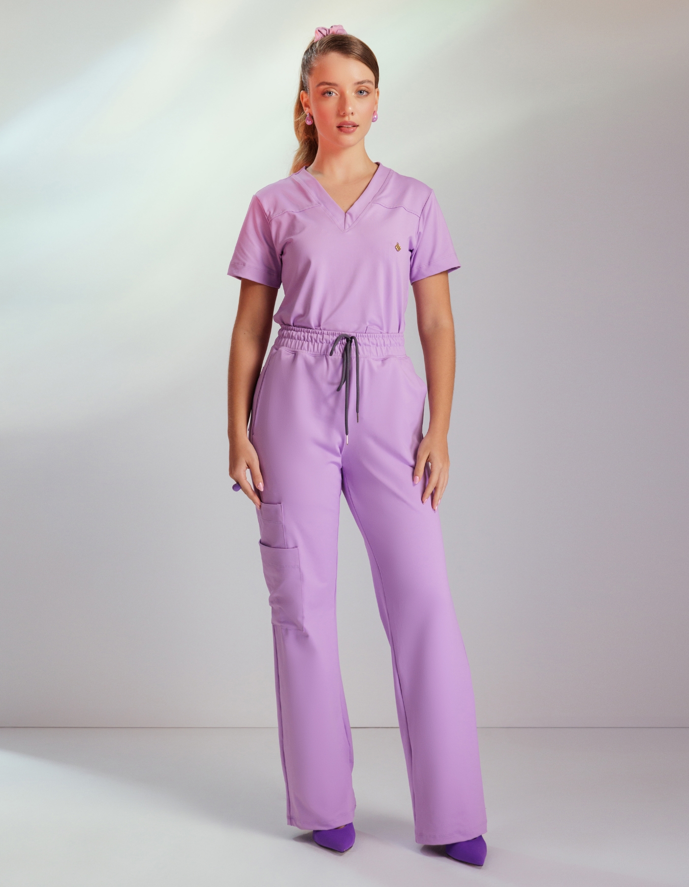 Scrub Feminino Zoe Lilás Harmonia — foto 5