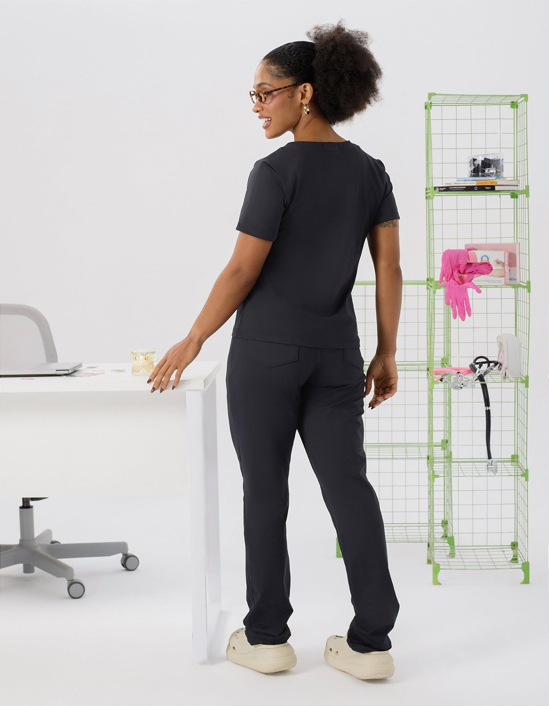 Scrub Feminino Luna Preto — foto 3