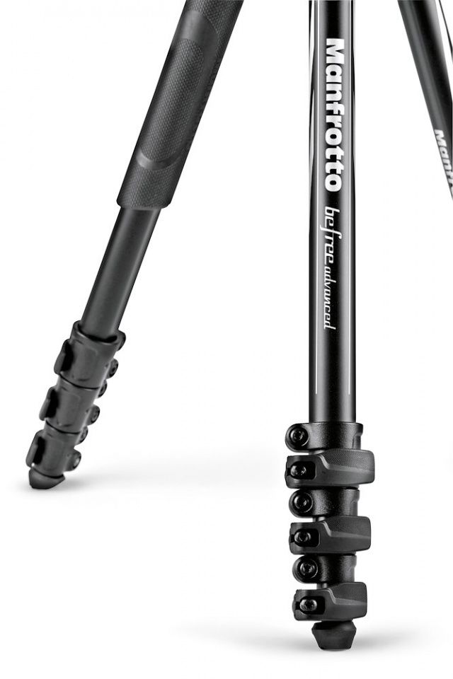 Tripé Manfrotto Befree Advanced lever alu tripod MKBFRLA4BK-BH