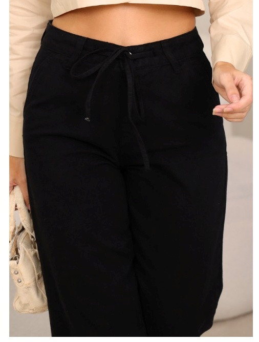 Calça Sarja Wide Leg c/ Cordão e Bolso Faca-Marca Revanche-Cor Preta