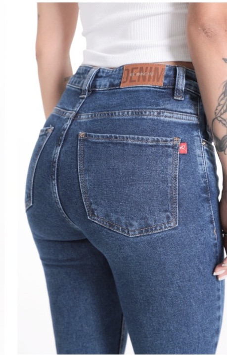 Calça Jeans Skinny Barra Normal Revanche Feminina