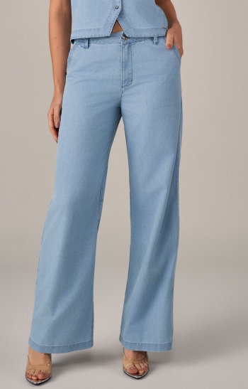Calça Jeans Feminina Super Wide Leg Delavê Assédio Jeans
