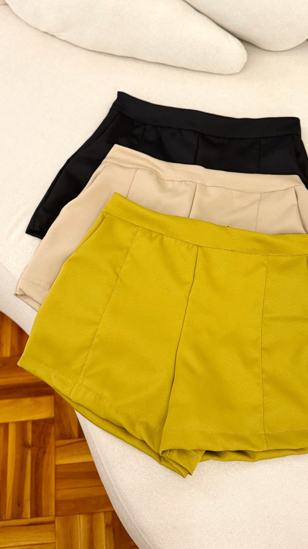 Short Camile