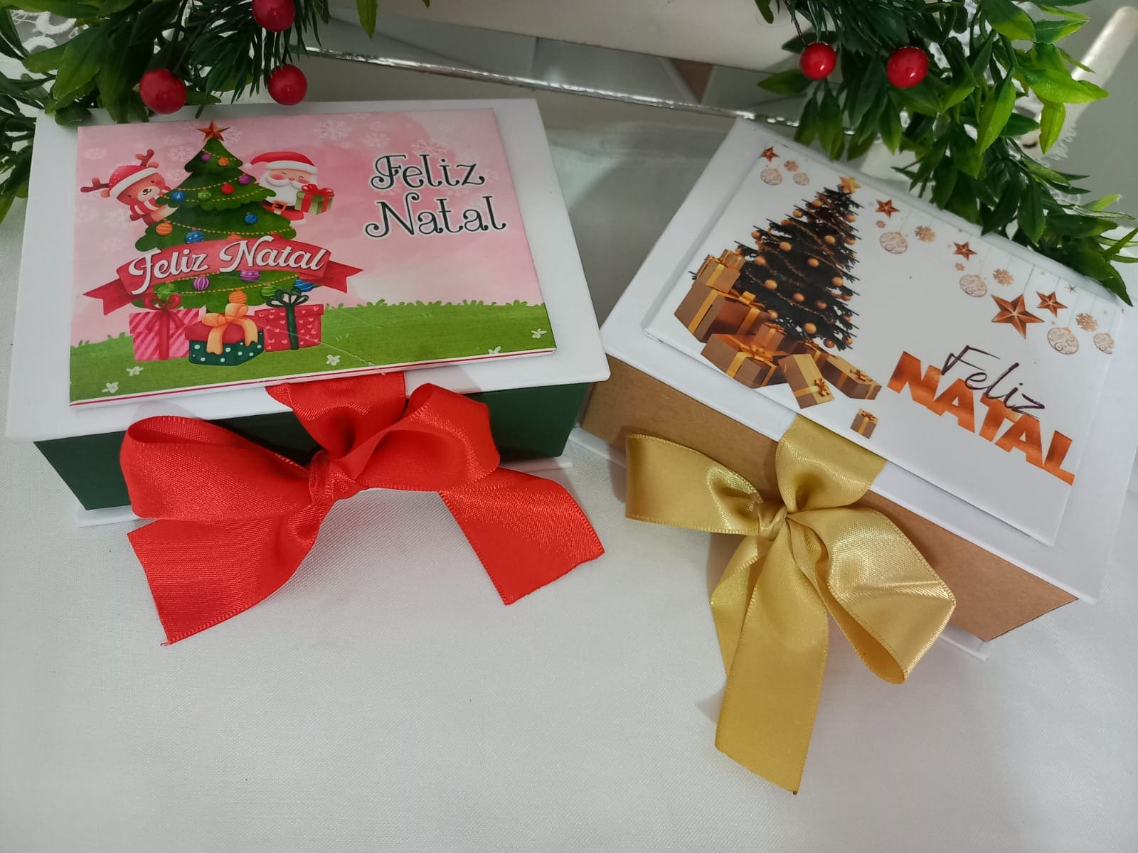 Caixas cartonadas de natal