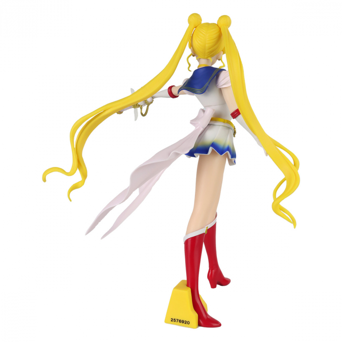 Super Sailor Moon - Pretty Guardian Sailor Moon Eternall Glitter&Glamours Banpresto