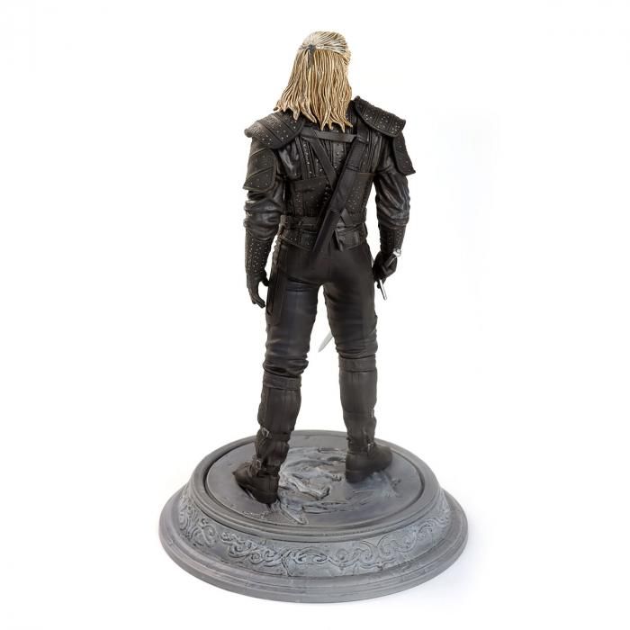 Transformed Geralt Of Rivia  - The Witcher Net Flix Dark Horse